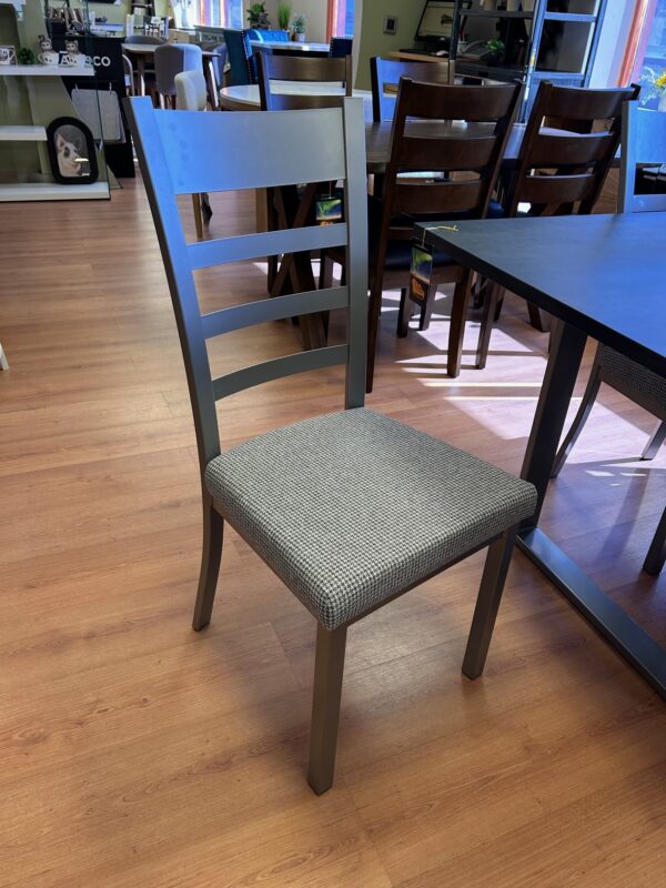 Amisco Burton Table & 4 Owen Chairs in Magnetite/Houndstooth/Earl Grey - Image 2