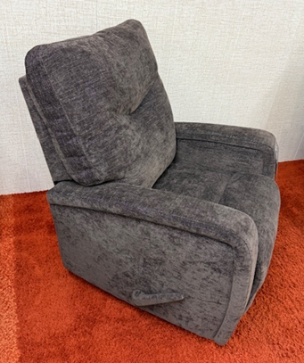 Torrington  Rocker Recliner Chair Color Walnut ***Factory Promo*** - Image 4