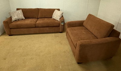 Briggs Chair & 1/2 in Paso Spice