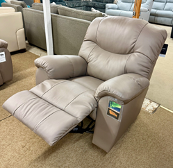 Palliser Regent Swivel Rocker Recliner in Traverse/Match Clamshell