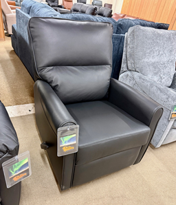 Palliser Pinecrest Rocker Recliner Traverse/Match Licorice ***Factory promo Reg Price $1789.00***