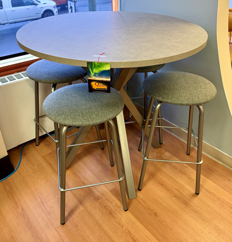 Asterisk Table & 4 Button Swivel Stools in Magnetite/Concrete/Floeberg