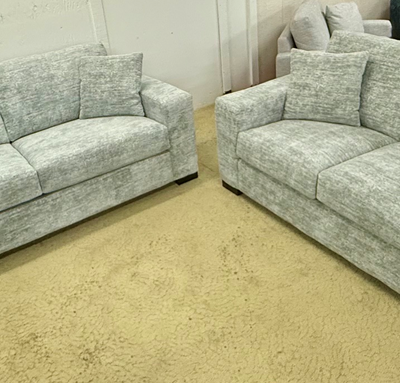 Sofa & Love in Oyster